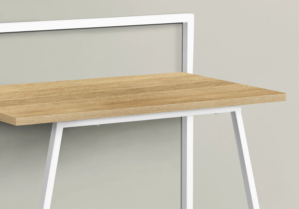 Small Wood-Look Metal Computer Desk O686