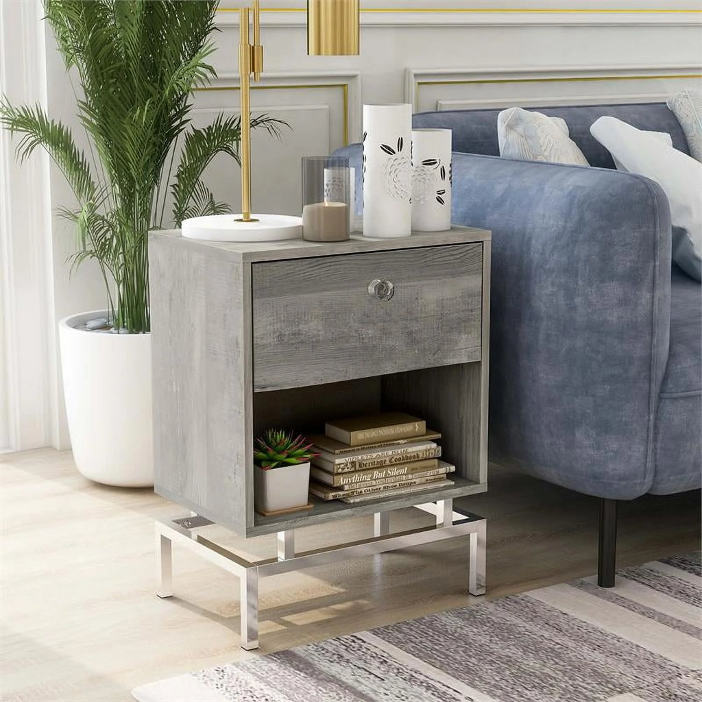 Light Gray Wood End Table with USB Port, Set of 2 N379324