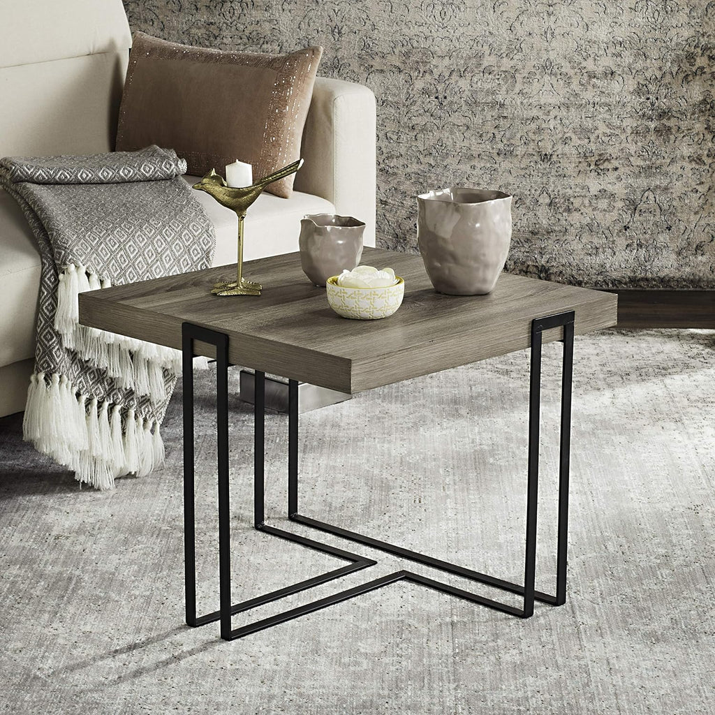 Midcentury Scandinavian Wood End Table Z518