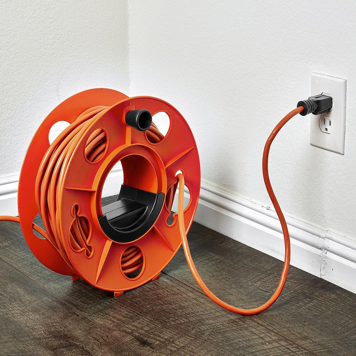 150 Ft. Extension Cord Reel V623