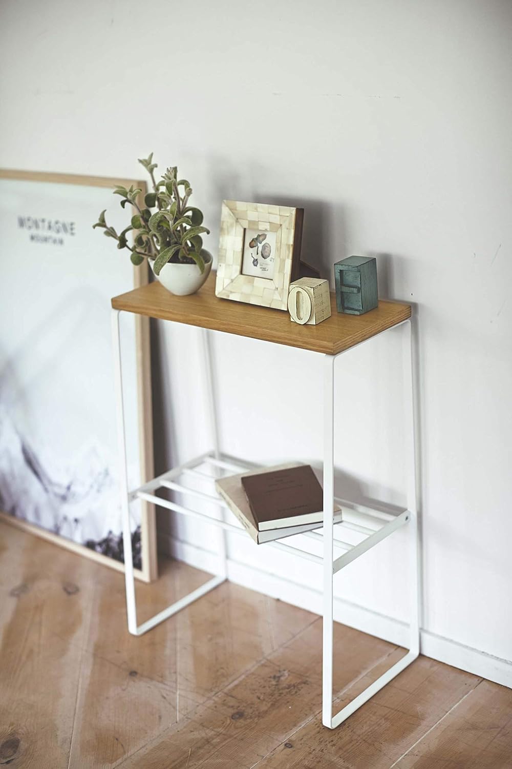 White Narrow End Table D925575