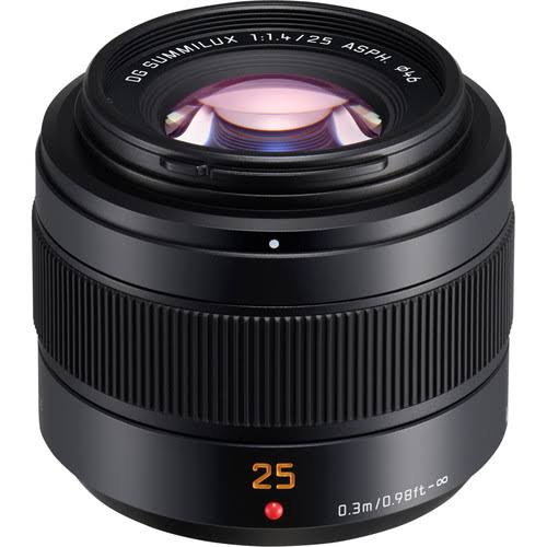 25mm f/1.4 ASPH. Lens C657269