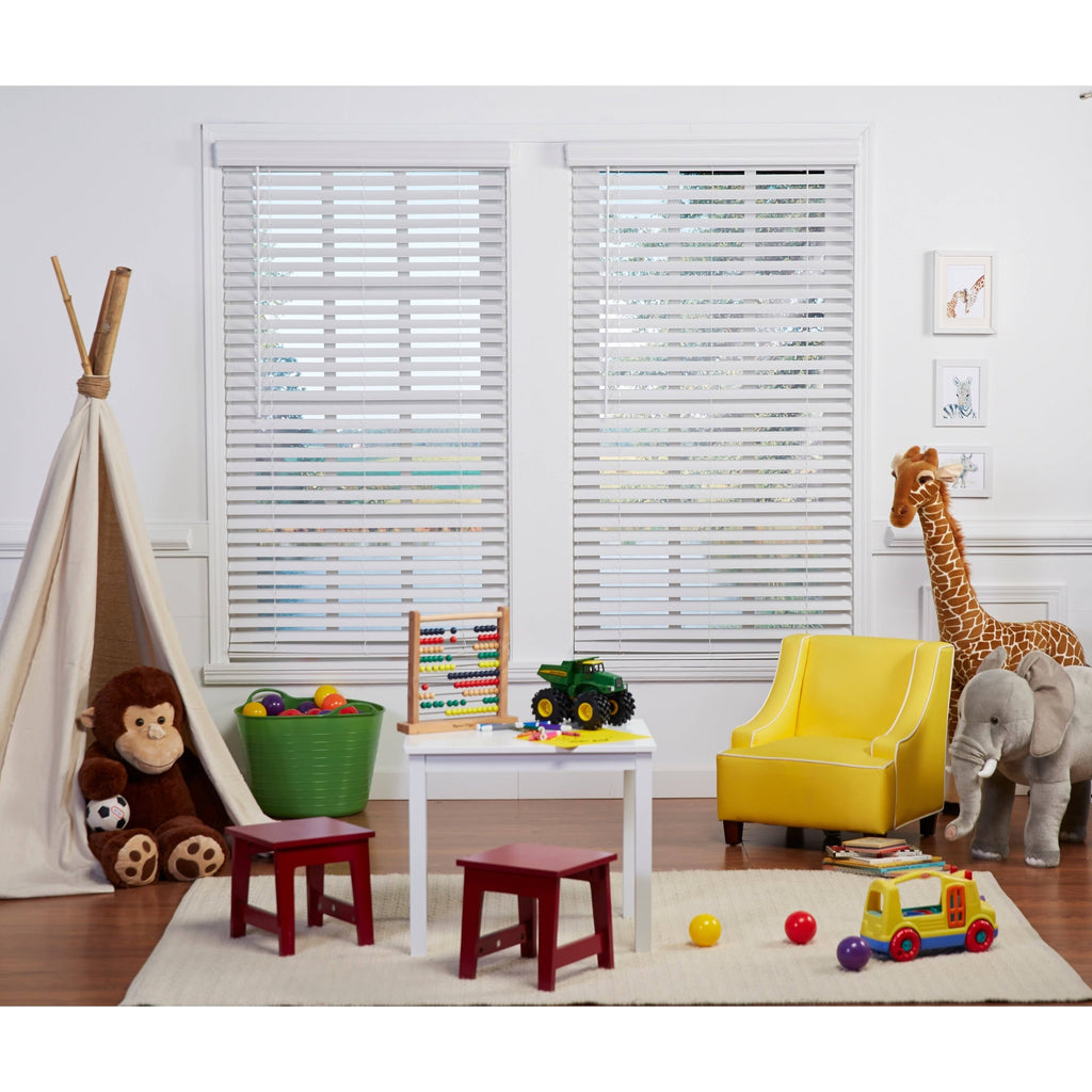 White Cordless Faux Wood Blind P5279