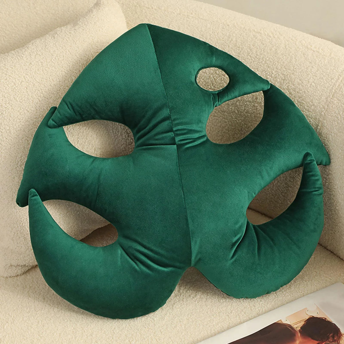 Leaf Throw Pillow Plant Leaves Cushion T192558