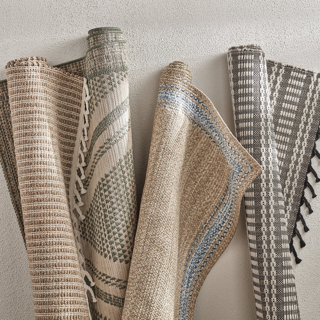 Sage Natural Diamond Rug C230682