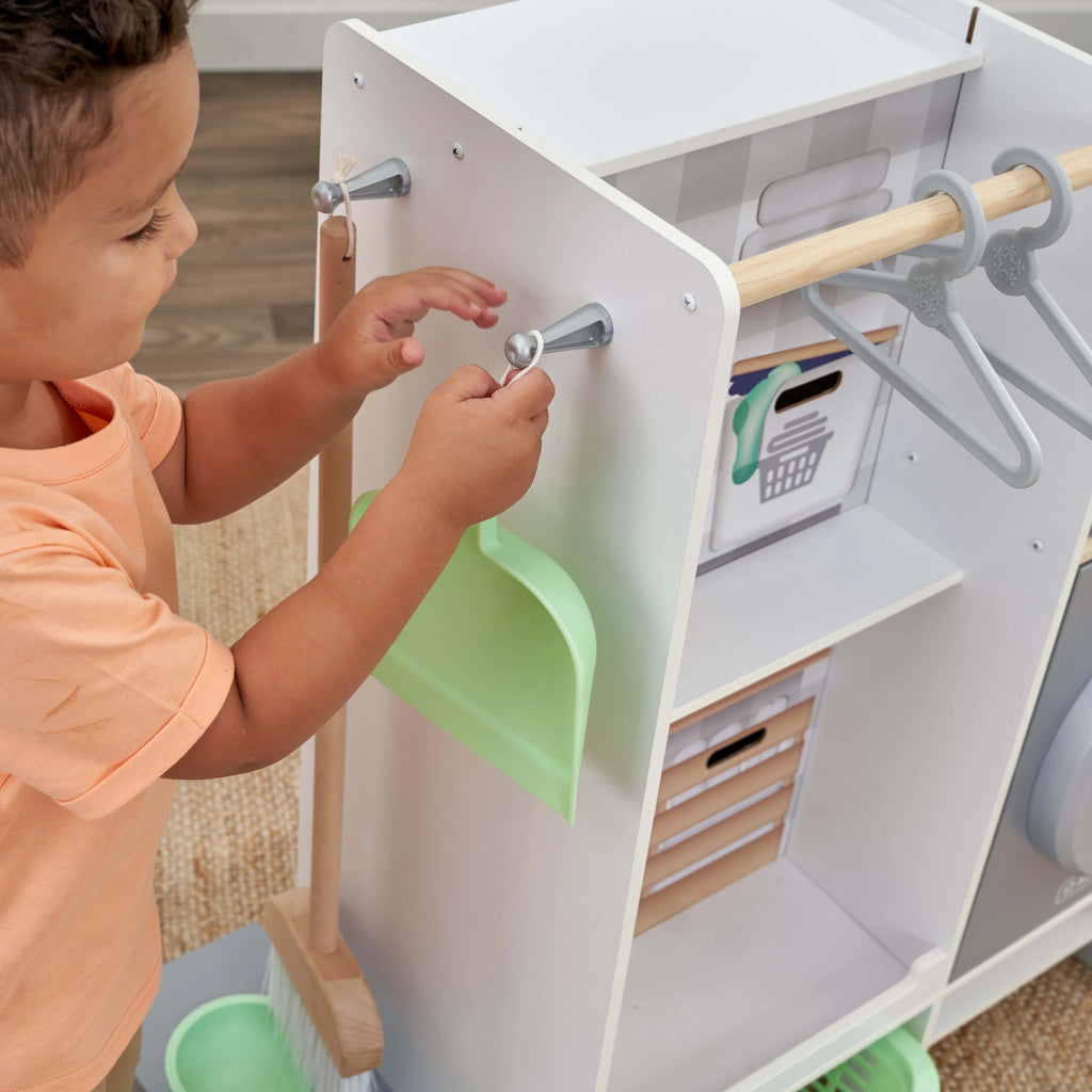 Wooden 2-in-1 Kitchen & Laundry Play Set with 10 Accessories X1988