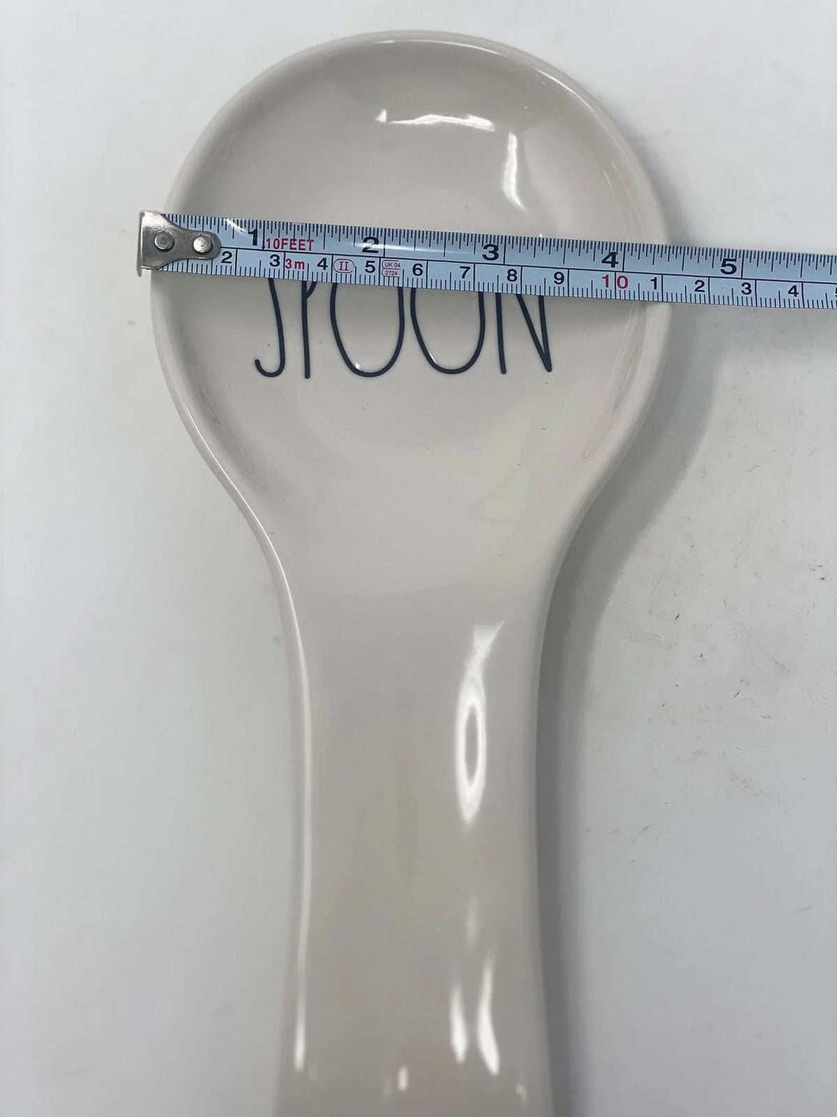 Ivory Ceramic Spoon Rest V846